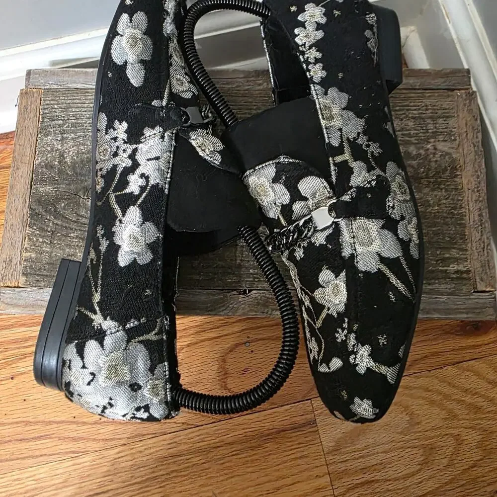 Indigo Rd. Black Floral Brocade Loafers Silver Chain Detail Size 7M